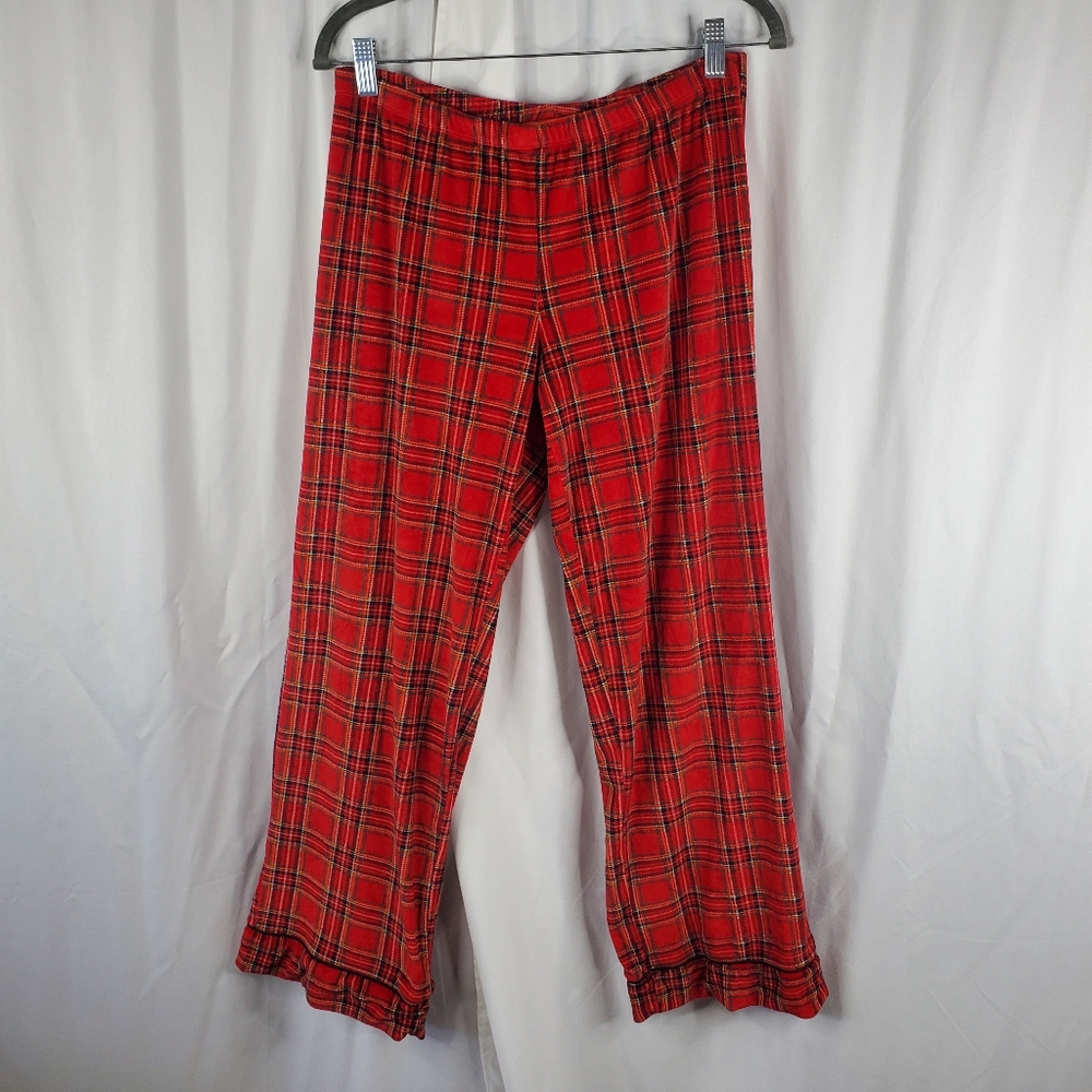 ♧ Secret Treasures Red and Black Plaid Pajama Bottoms Size Medium